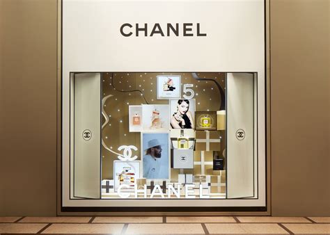 negozio chanel a natale.jpg